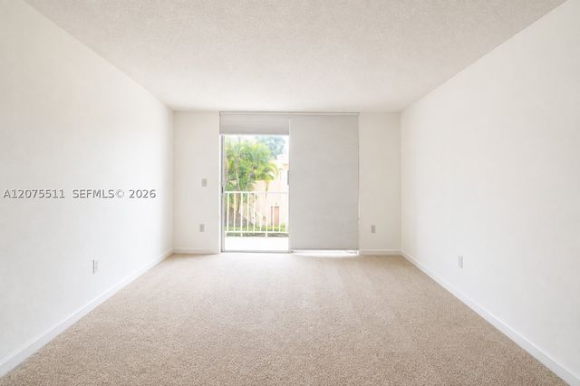 1470 NE 125th Ter 202, North Miami, FL 33161
