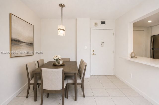 1470 NE 125th Ter 202, North Miami, FL 33161