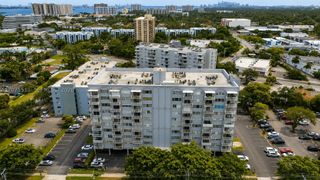 1470 NE 125th Ter 202, North Miami, FL 33161