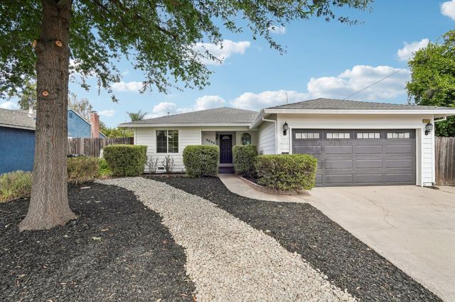 3443 Kentfield Dr, Sacramento, CA 95821