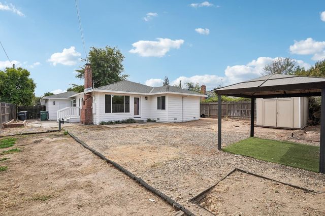 3443 Kentfield Dr, Sacramento, CA 95821