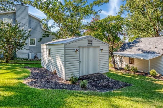 2483 Lakeshore, Conyers, GA 30012