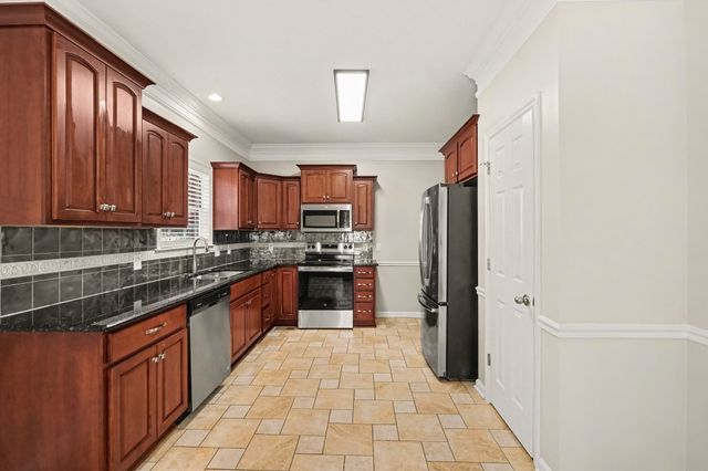 2837 Vicwood Dr, Murfreesboro, TN 37128