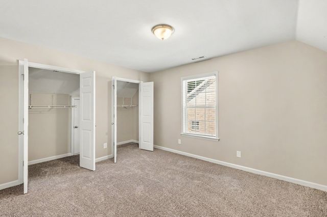 2837 Vicwood Dr, Murfreesboro, TN 37128