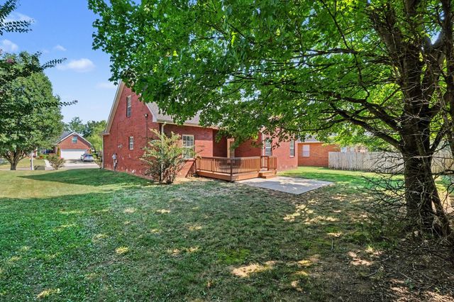 2837 Vicwood Dr, Murfreesboro, TN 37128