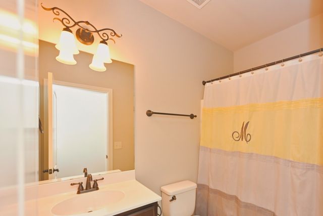 825 Piccadilly Dr, Nolensville, TN 37135