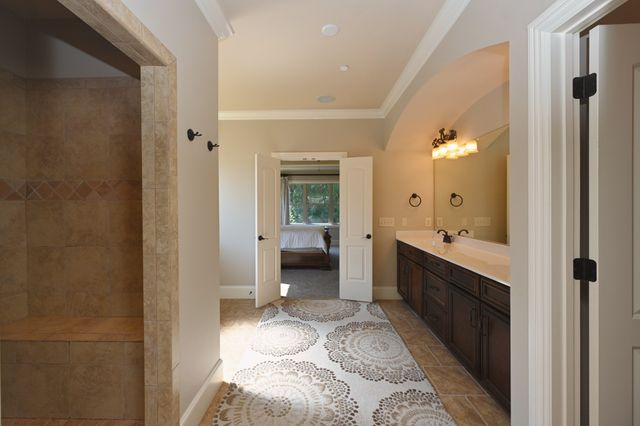 825 Piccadilly Dr, Nolensville, TN 37135