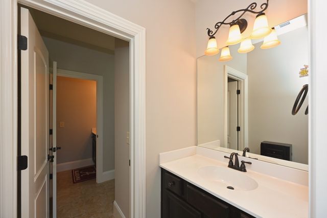 825 Piccadilly Dr, Nolensville, TN 37135