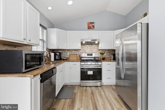 3413 BARKLEY WOODS RD, Baltimore, MD 21244