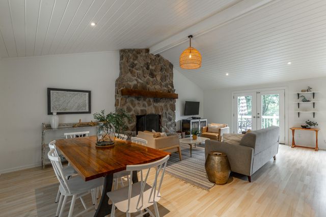 1043 Clift Cave Drive, Soddy Daisy, TN 37379