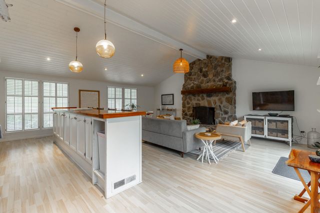 1043 Clift Cave Drive, Soddy Daisy, TN 37379