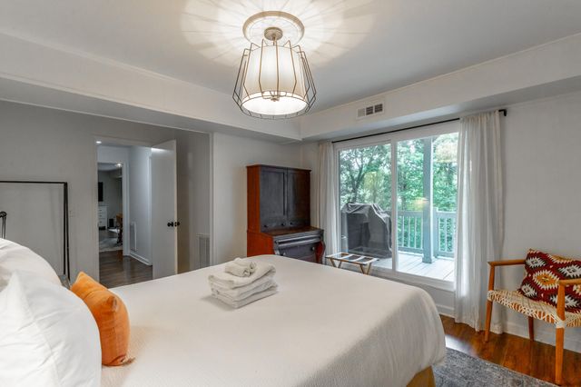 1043 Clift Cave Drive, Soddy Daisy, TN 37379