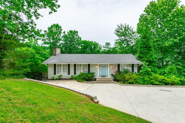 1043 Clift Cave Drive, Soddy Daisy, TN 37379