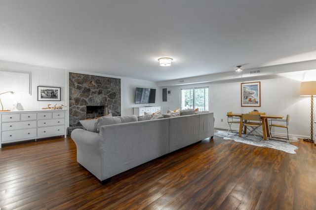 1043 Clift Cave Drive, Soddy Daisy, TN 37379