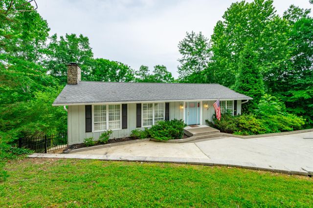 1043 Clift Cave Drive, Soddy Daisy, TN 37379