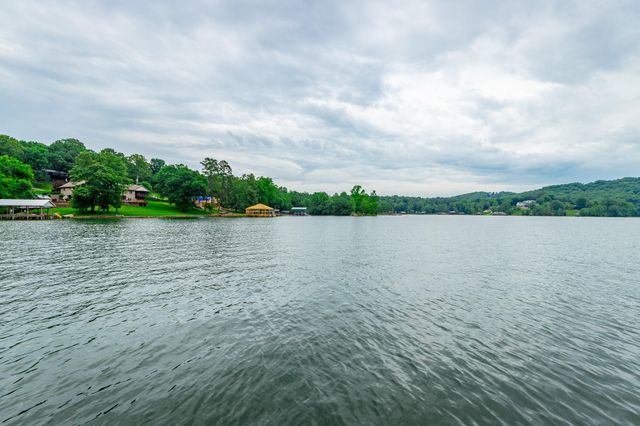 1043 Clift Cave Drive, Soddy Daisy, TN 37379