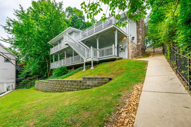 1043 Clift Cave Drive, Soddy Daisy, TN 37379