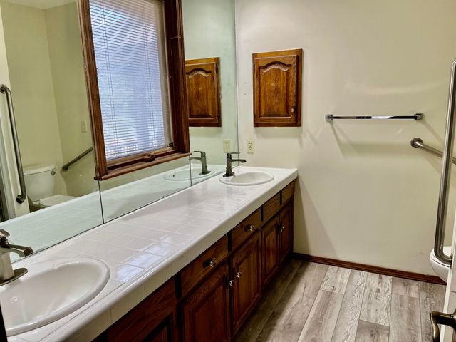 248 S Covington ST, Wichita, KS 67209
