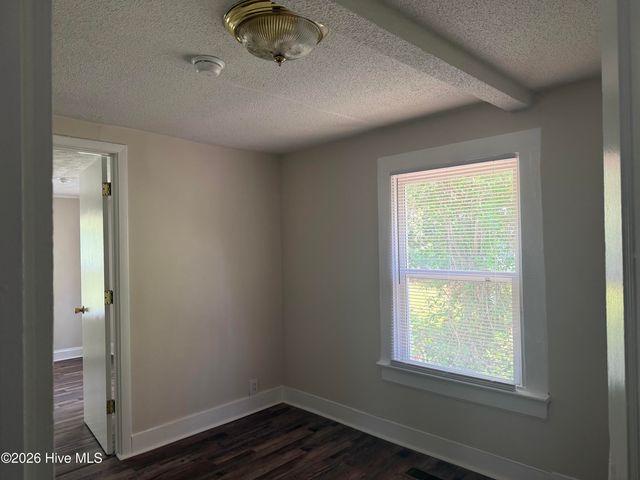 511 E Woodall Street, Smithfield, NC 27577