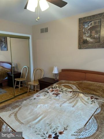 2067 E WELLINGTON RD, Newtown, PA 18940