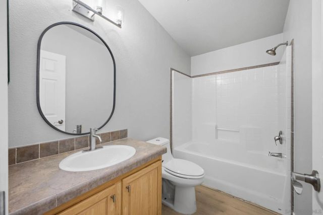 450 E Bradley Ave 68, El Cajon, CA 92021