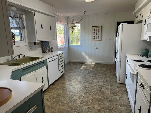 12629 Kentucky Road, Neosho, MO 64850