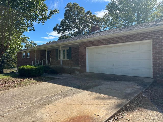 12629 Kentucky Road, Neosho, MO 64850