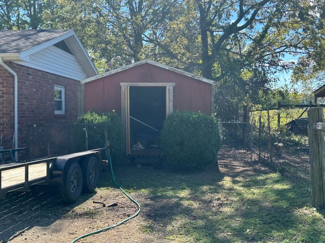 12629 Kentucky Road, Neosho, MO 64850