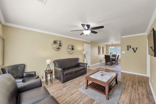 125 Pine Street, Prairie View, TX 77445