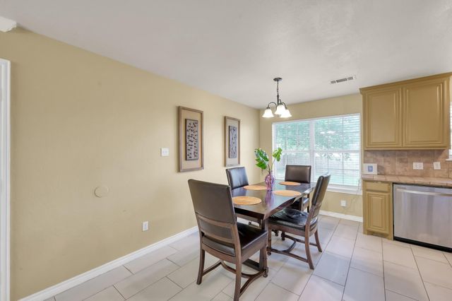 125 Pine Street, Prairie View, TX 77445