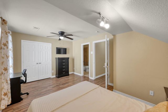 125 Pine Street, Prairie View, TX 77445