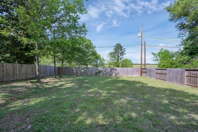 125 Pine Street, Prairie View, TX 77445