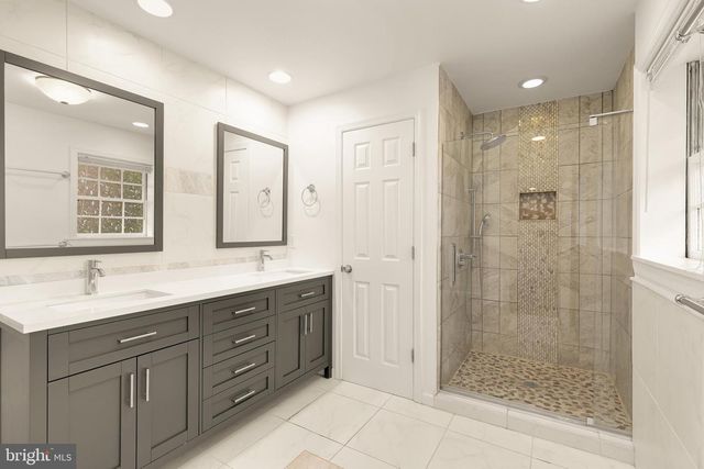 6203 HARDY DR, Mclean, VA 22101