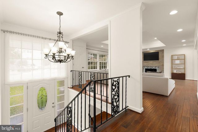 6203 HARDY DR, Mclean, VA 22101