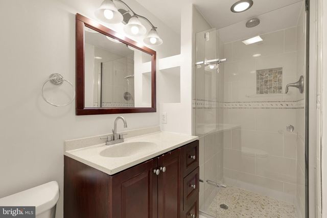 6203 HARDY DR, Mclean, VA 22101