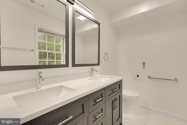 6203 HARDY DR, Mclean, VA 22101