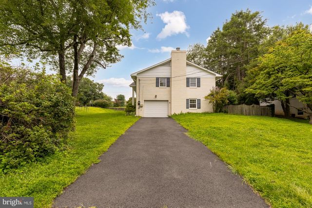6203 HARDY DR, Mclean, VA 22101