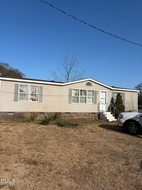 4390 U.S. 70 Highway Business W, Clayton, NC 27520