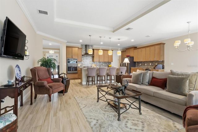918 S VICTORIA HILLS DRIVE, Deland, FL 32724