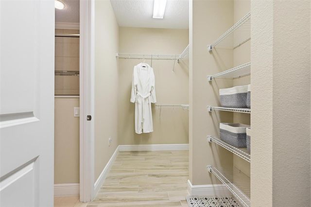 918 S VICTORIA HILLS DRIVE, Deland, FL 32724