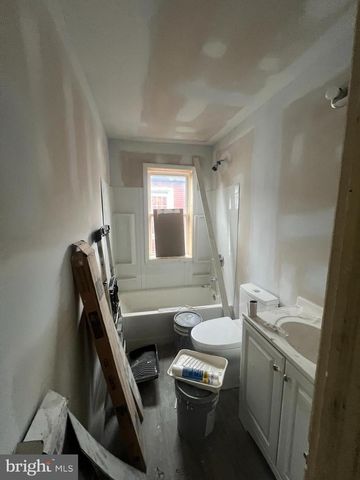 21 N SUMMIT ST, Harrisburg, PA 17103