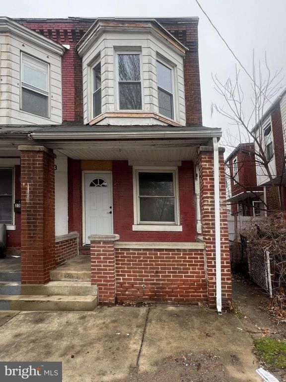 21 N SUMMIT ST, Harrisburg, PA 17103