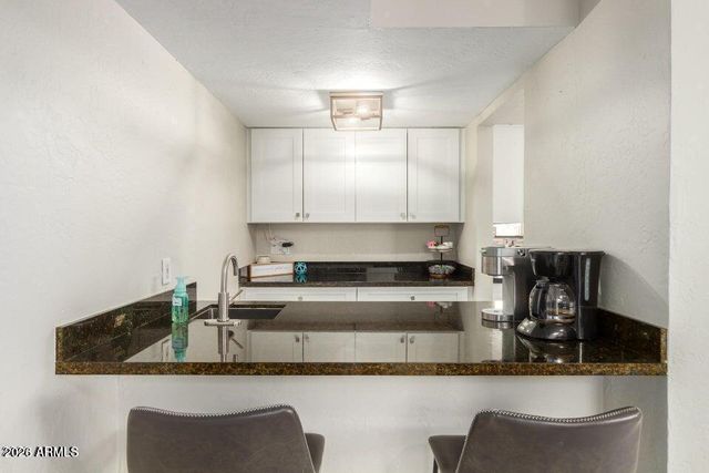 956 CASTILLO Drive E, Litchfield Park, AZ 85340