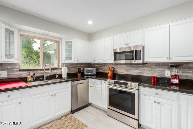956 CASTILLO Drive E, Litchfield Park, AZ 85340