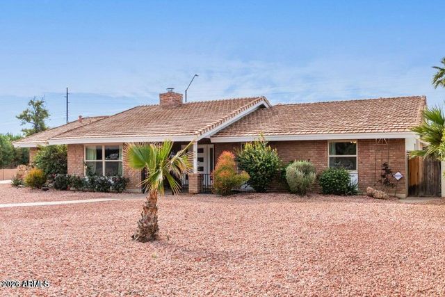 956 CASTILLO Drive E, Litchfield Park, AZ 85340