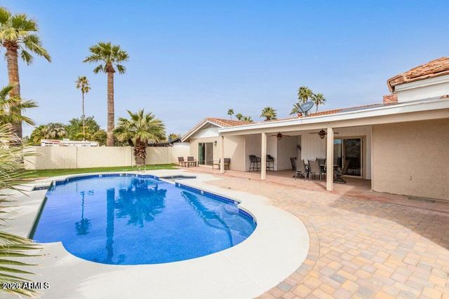 956 CASTILLO Drive E, Litchfield Park, AZ 85340