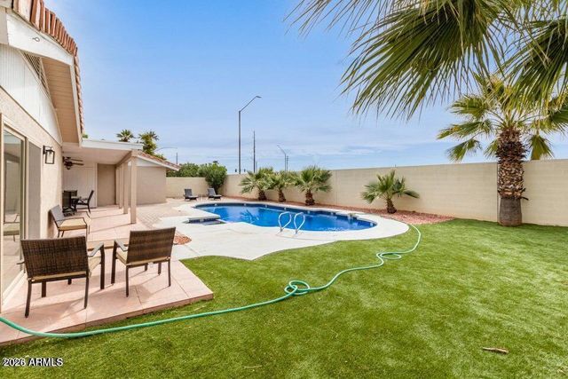 956 CASTILLO Drive E, Litchfield Park, AZ 85340