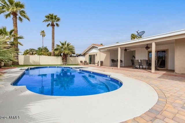 956 CASTILLO Drive E, Litchfield Park, AZ 85340