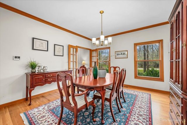 25089 N Pawnee Road, Barrington, IL 60010