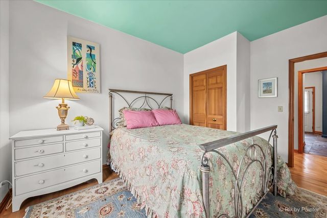 25089 N Pawnee Road, Barrington, IL 60010